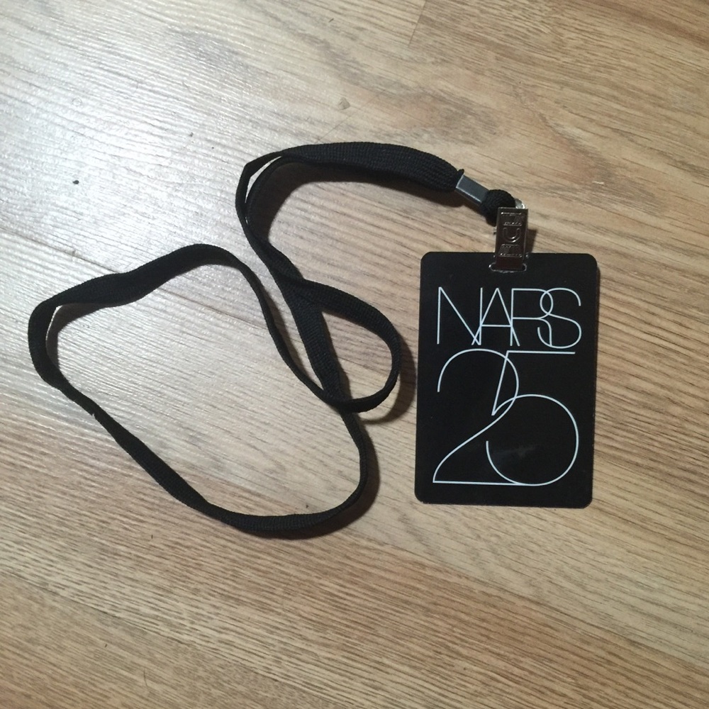 NARS badge for the NARS lovers